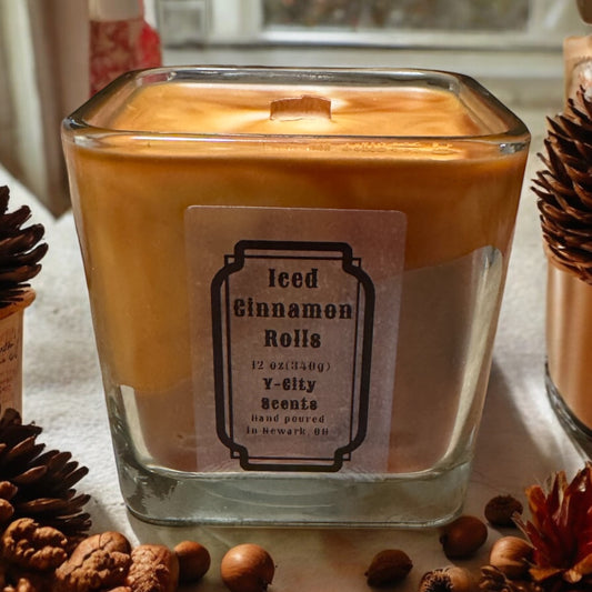 Iced Cinnamon Rolls 12 oz Wooden Wick Candle