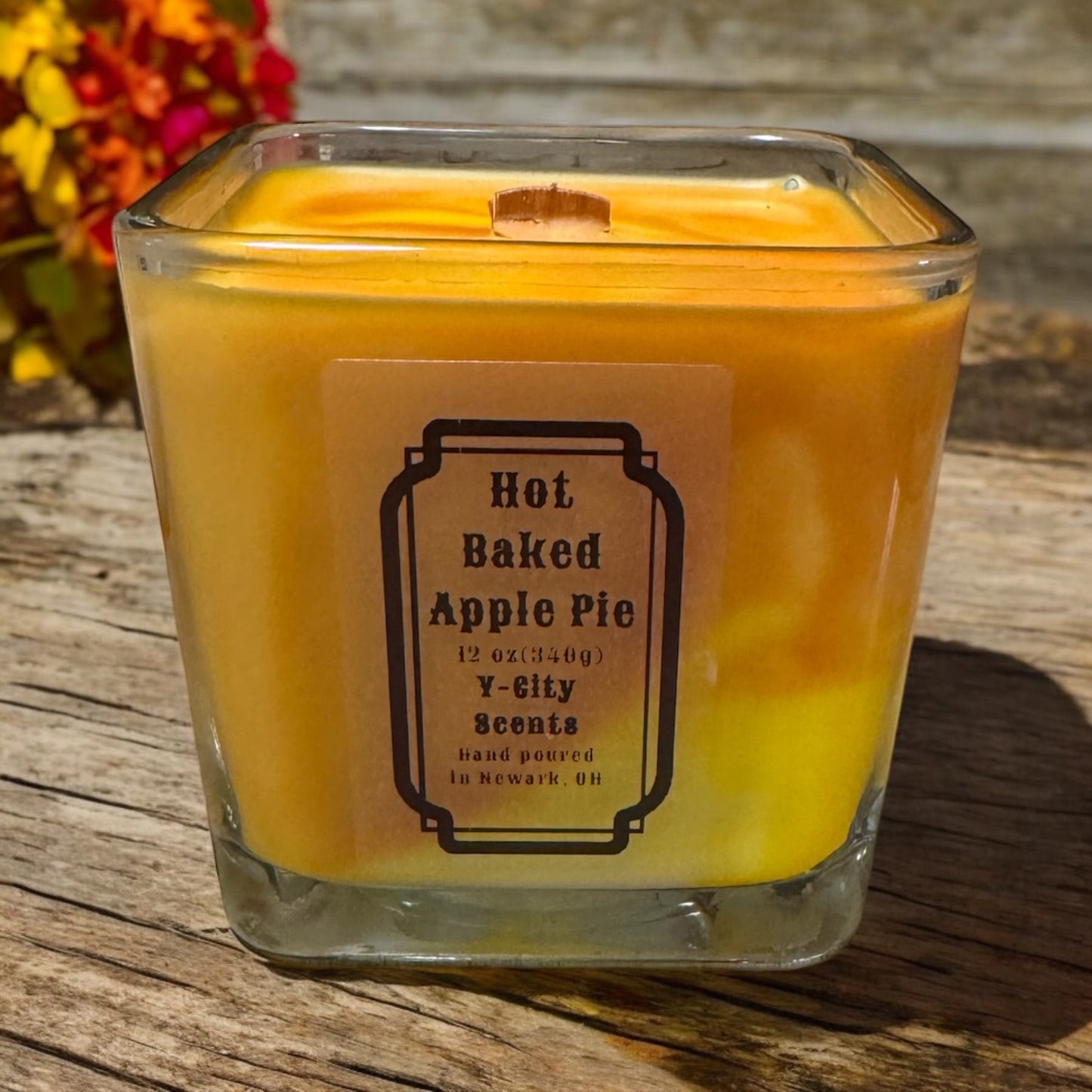 Hot Baked Apple Pie 12 oz Wooden Wick Candle